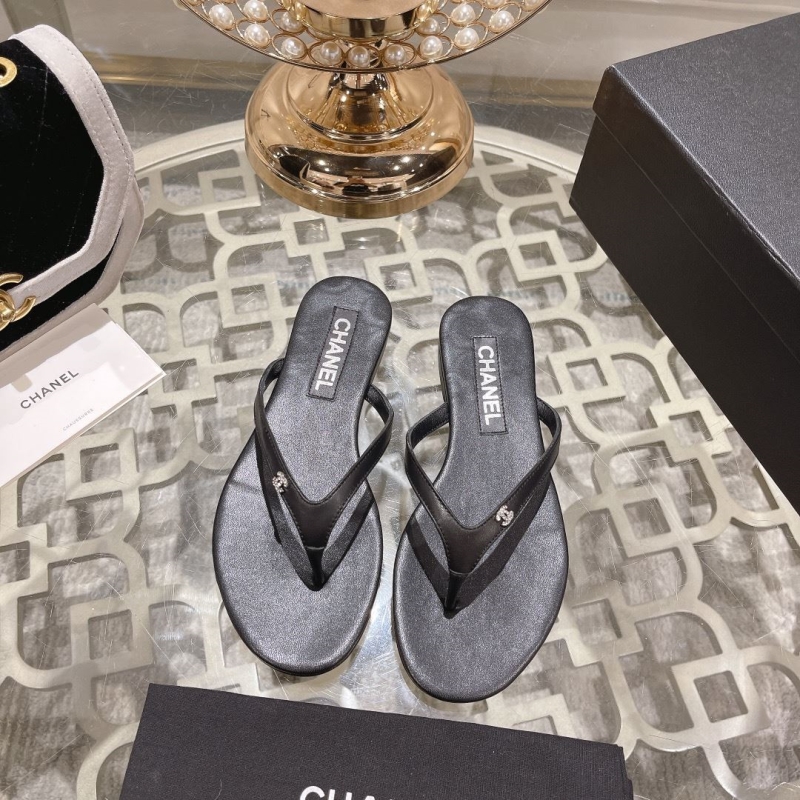 Ch*el slippers